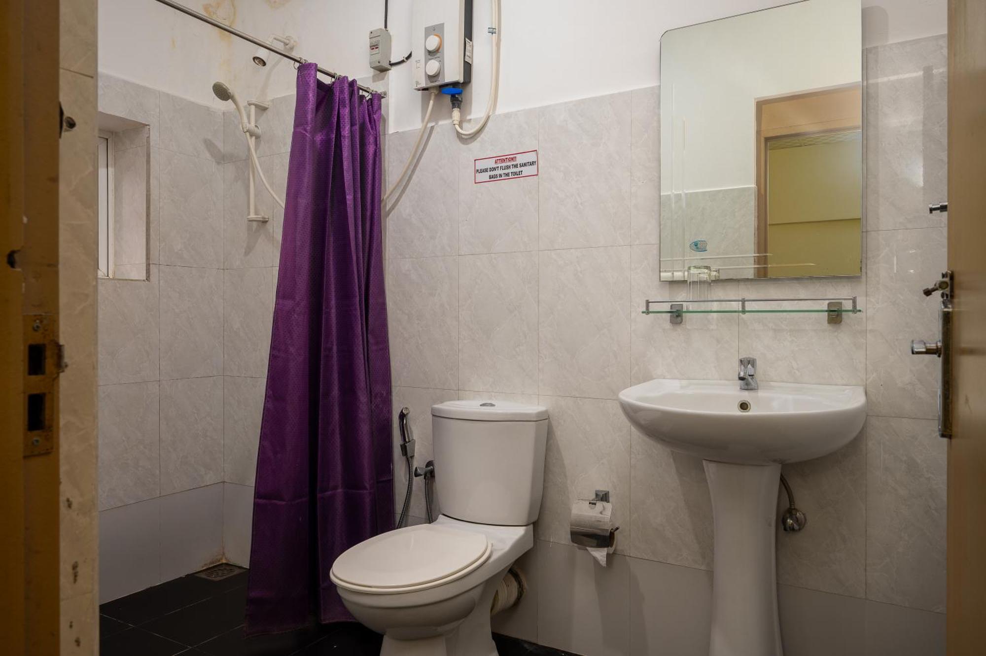 Hotel Oviya Vavuniya Екстер'єр фото